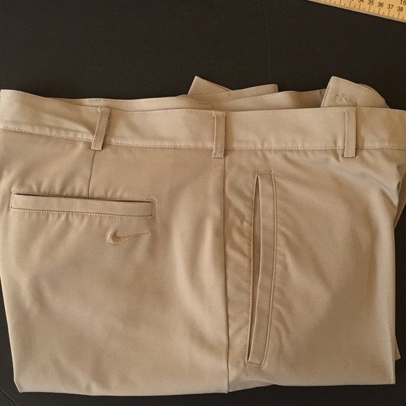 Nike Other - Nike Men’s Size 34 Tan Pants